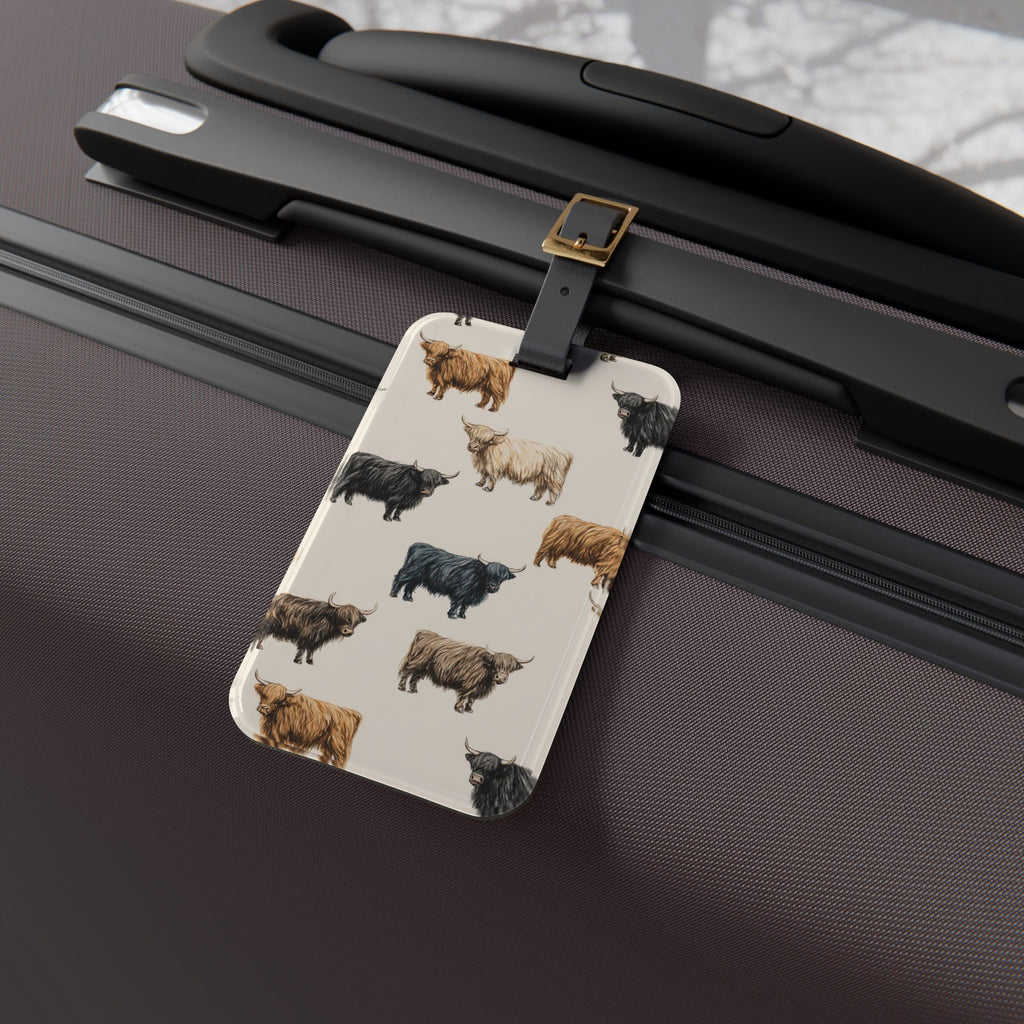 Highland Cow Luggage Tag | Farmhouse Travel Accessory | Rustic Cow Suitcase Tag | Western Farm Animal Bag Identifier | Gumpert Homestead
