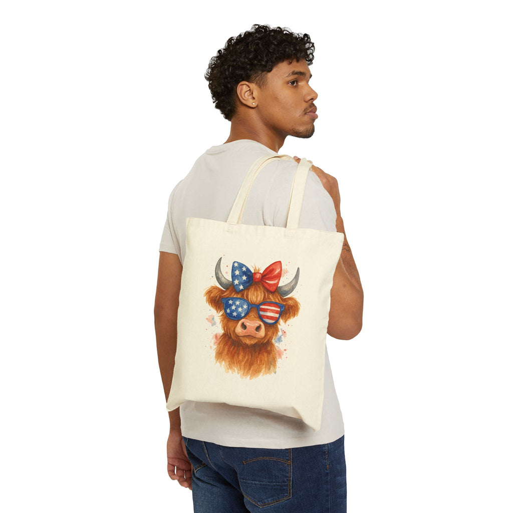 Patriotic Highland Cow Tote Bag – America Farm Cow Canvas Bag, Fourth of July Farm Tote, Country Western Market Bag, Reusable Homestead Shopping Tote, Cow Lover Gift