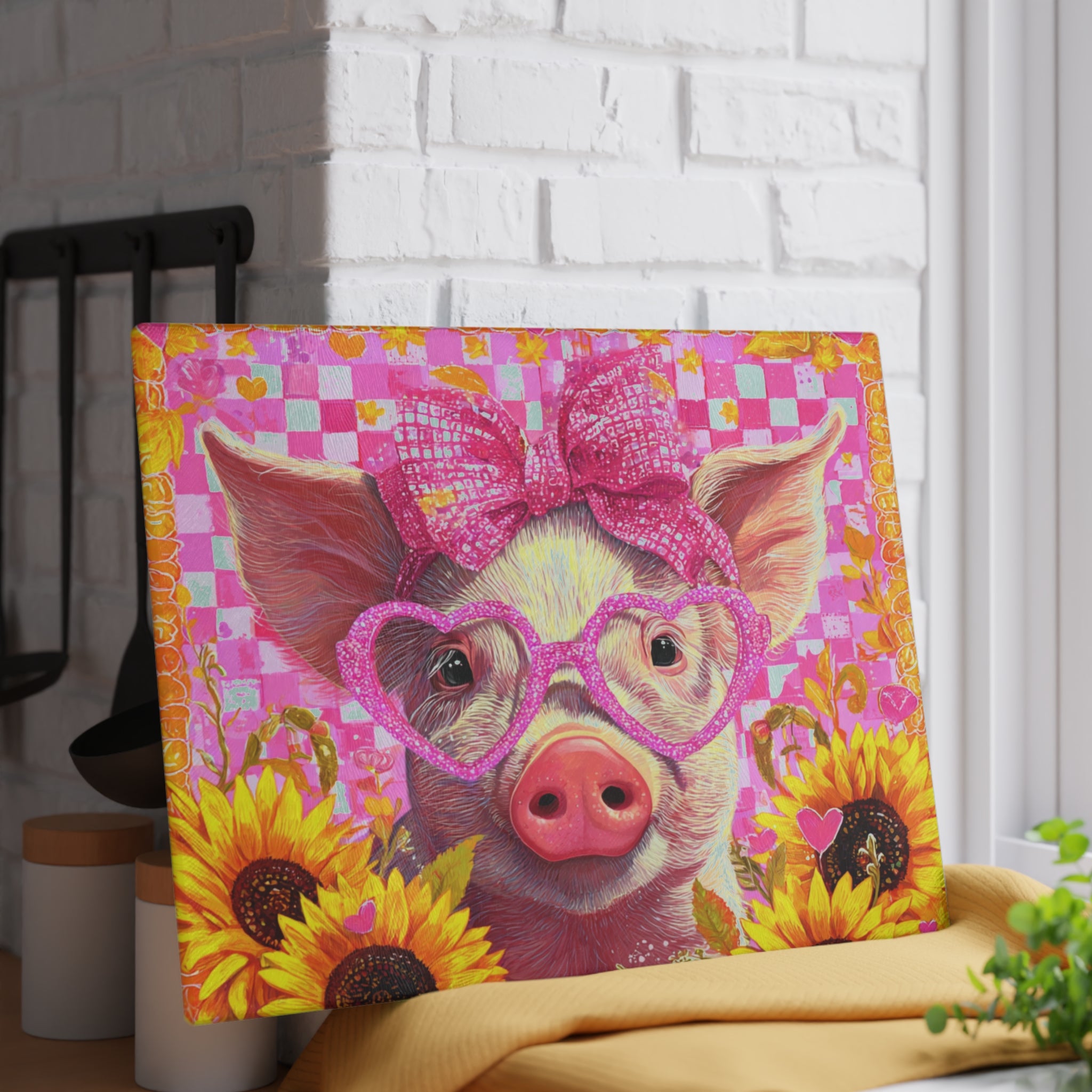 Cute Pink Floral Pig Glass Cutting Board – Farmhouse Sunflower Pig Kitchen Decor, Country Farm Animal Cutting Board, Rustic Homestead Gift