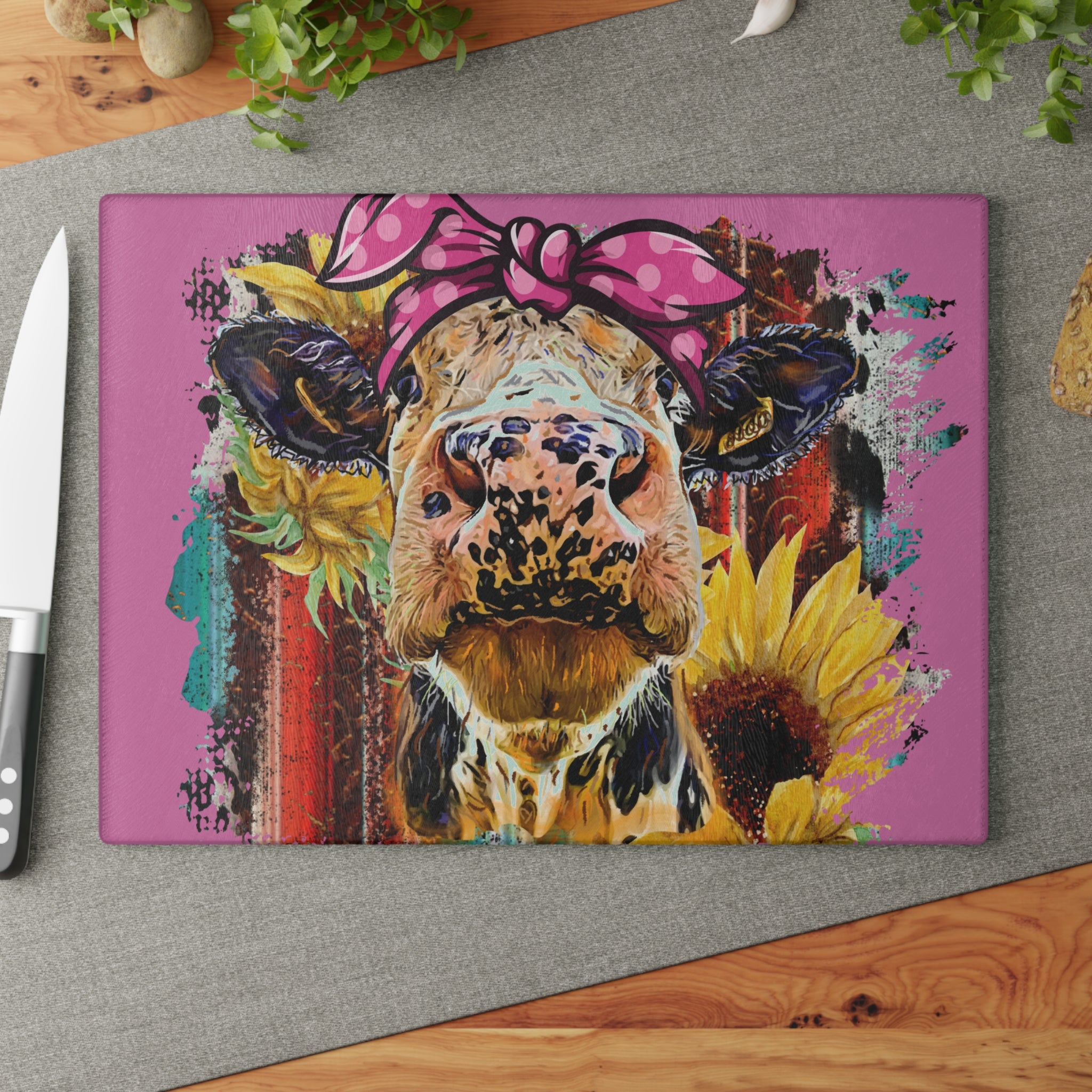 Floral Highland Cow Glass Cutting Board – Pink Farmhouse Cow Kitchen Decor, Sunflower Cow Cutting Board, Rustic Country Cottagecore Homestead Kitchen Gift
