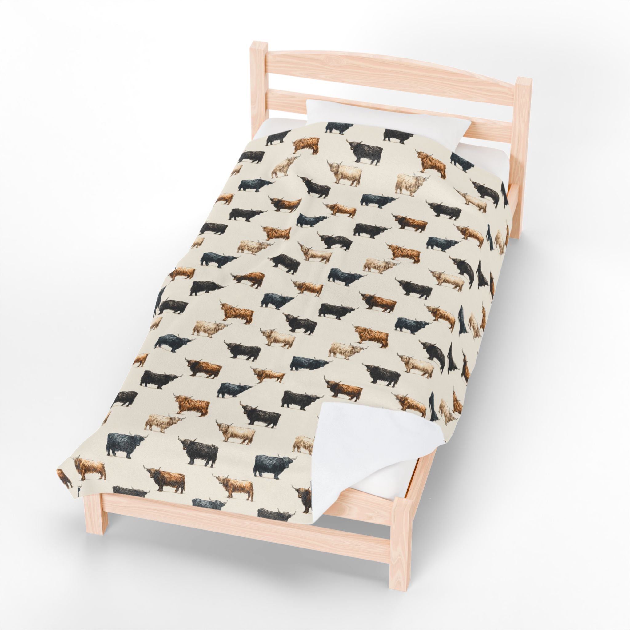 Highland Cow Pattern Plush Blanket | Farmhouse Cattle Throw Blanket | Rustic Farm Animal Bedding | Cozy Country Home Decor | Repeating Cow Print Blanket | Homestead Bedroom Throw
