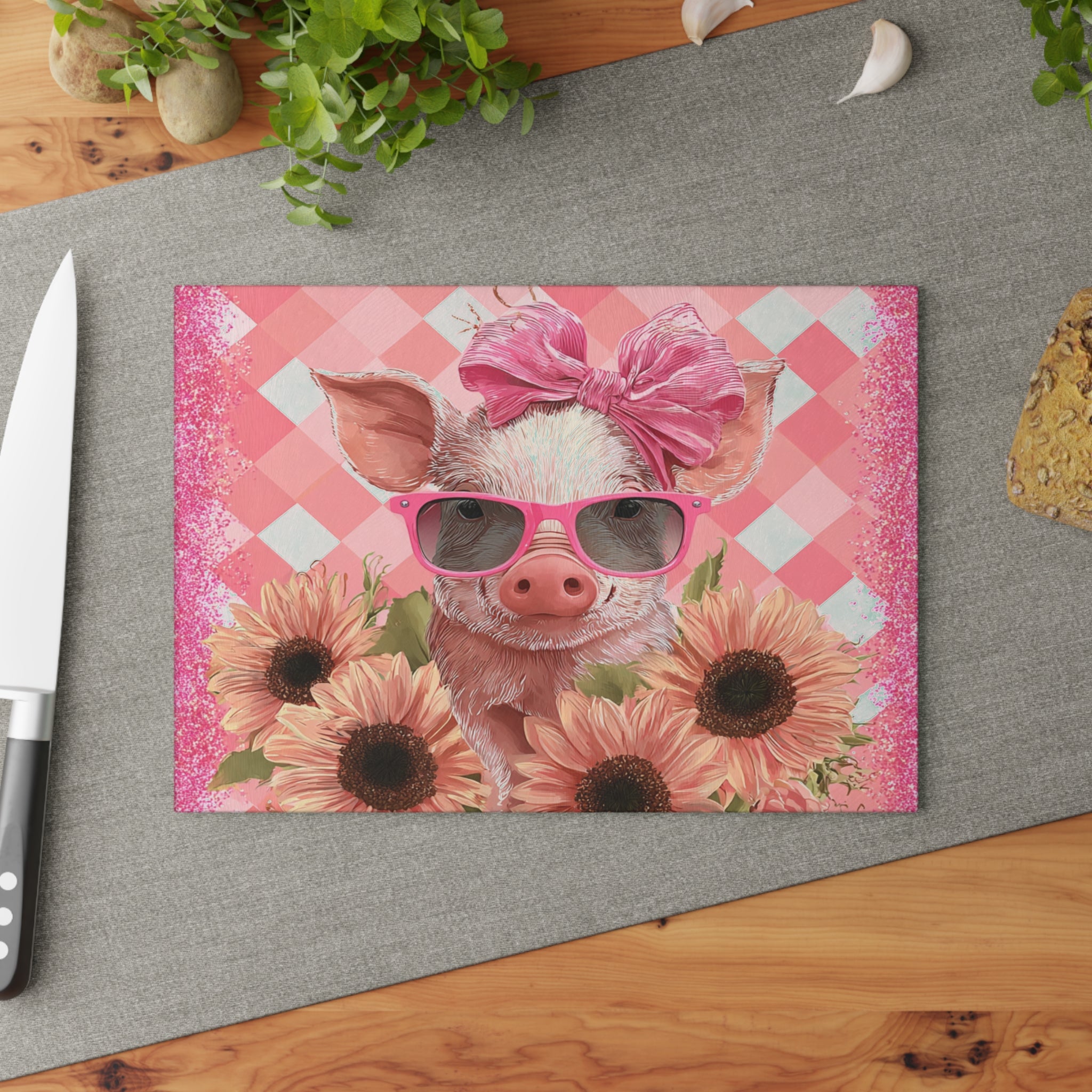 Floral Pig Glass Cutting Board – Cute Farm Pig Kitchen Decor, Sunflower Pig Cutting Board, Farmhouse Country Kitchen Gift